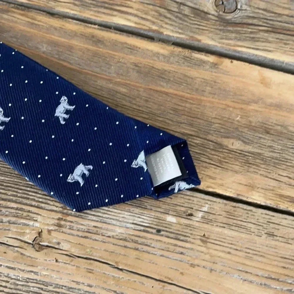 Men Tie - Picture 3 of 7